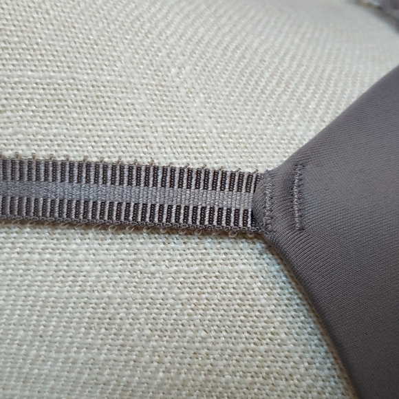 AUDEN BRA 34A - Picture 4 of 8